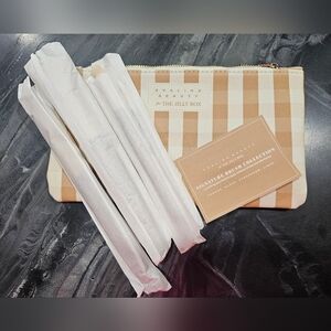 Signature Brush Collection with Cream and White Pouch